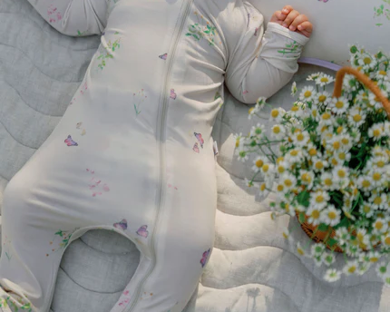 Choosing a Meaningful Gift: Understanding What New Mums Really Need